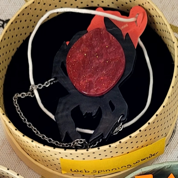 Halloween Erstwilder Brooches - Picture 4 of 4